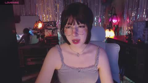 Snapshot of alaskagrace chatting on 02/27/26, 03:28 Alaska Grace online show from 02/27/26, 03:28