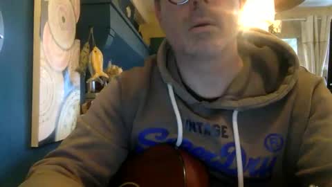 Snapshot of albandant chatting on 12/19/25, 11:06 albandant online show from 12/19/25, 11:06