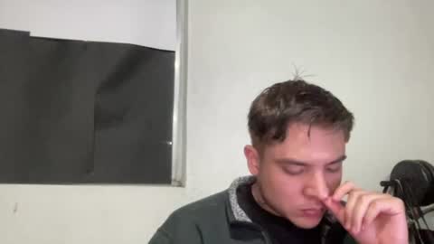 alber753713 online show from 06/14/26, 02:24