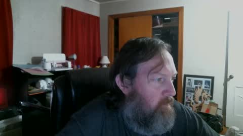 Snapshot of alberik2316 chatting on 02/21/26, 05:14 Alberik online show from 02/21/26, 05:14