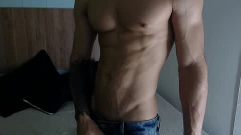 Albert online show from 02/08/25, 06:01