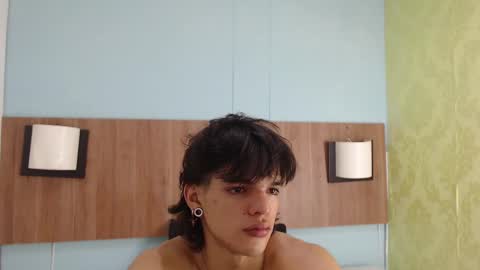 Albert online show from 03/03/25, 03:08