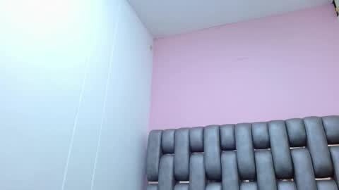 Albert online show from 09/19/25, 02:24