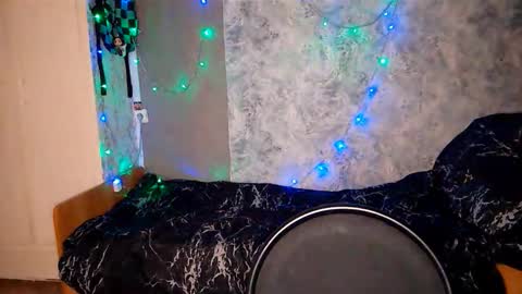 Im Katrina online show from 10/19/25, 05:35