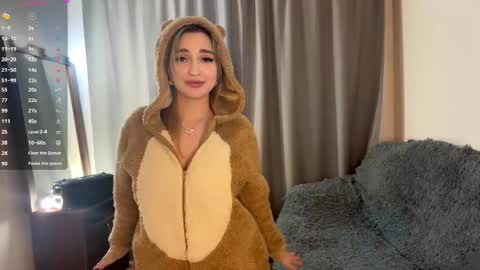 Viktoria online show from 02/01/26, 05:00