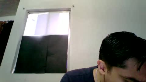 Snapshot of albertoarenas16 chatting on 05/10/26, 10:48 albertoarenas16 online show from 05/10/26, 10:48
