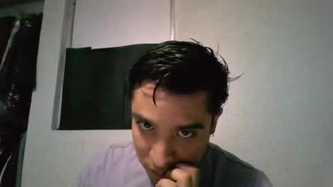 Snapshot of albertoarenas16 chatting on 05/21/26, 04:08 albertoarenas16 online show from 05/21/26, 04:08