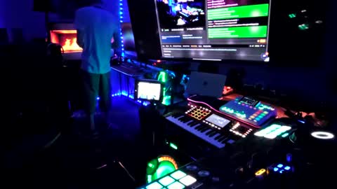 Albinokingcurve online show from 06/27/26, 11:04