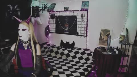 Snapshot of alchemymistic chatting on 01/26/25, 05:45 Mistic witch online show from 01/26/25, 05:45