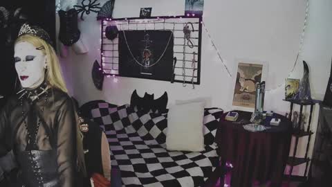 Snapshot of alchemymistic chatting on 02/03/25, 09:41 Mistic witch online show from 02/03/25, 09:41