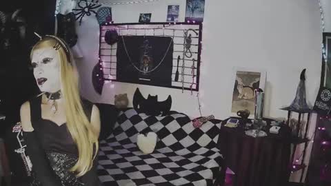 Snapshot of alchemymistic chatting on 03/07/25, 07:08 Mistic witch online show from 03/07/25, 07:08