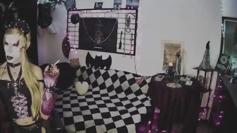 Snapshot of alchemymistic chatting on 03/12/25, 02:41 Mistic witch online show from 03/12/25, 02:41