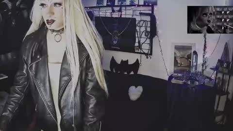 Snapshot of alchemymistic chatting on 10/03/25, 12:35 Mistic witch online show from 10/03/25, 12:35