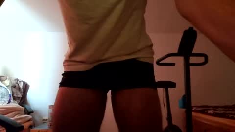 Snapshot of alecjohns123 chatting on 02/05/25, 08:11 alecjohns123 online show from 02/05/25, 08:11