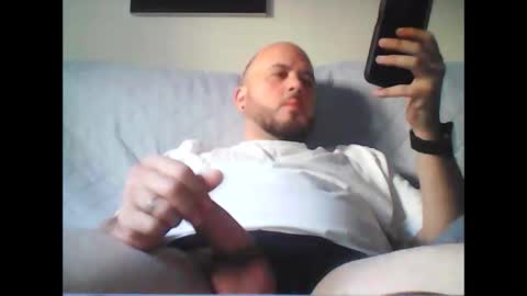 Snapshot of aleeexxxx4u chatting on 09/26/25, 09:13 aleeexxxx4u online show from 09/26/25, 09:13