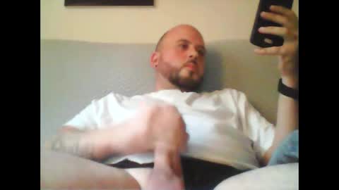 Snapshot of aleeexxxx4u chatting on 10/29/25, 03:03 aleeexxxx4u online show from 10/29/25, 03:03