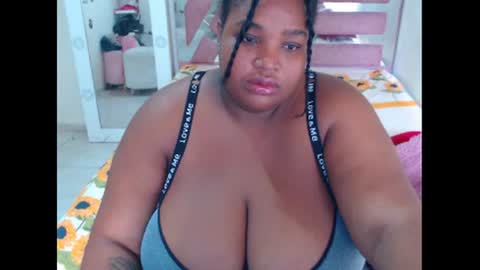 Snapshot of aleeinvein1 chatting on 02/13/25, 12:43 aleeinvein1 online show from 02/13/25, 12:43