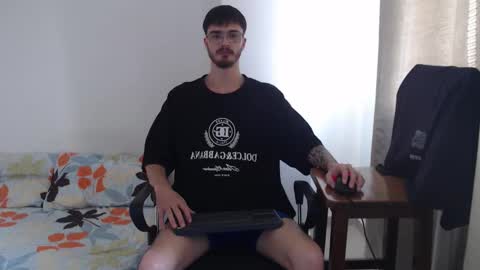 aleex_miller online show from 11/30/25, 10:03