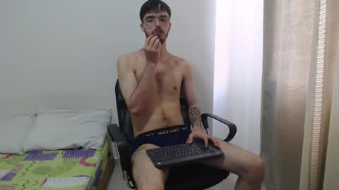 aleex_miller online show from 12/14/25, 08:02