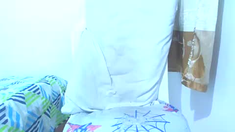 AleHot online show from 09/17/25, 11:50