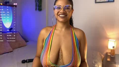 Snapshot of aleiascott chatting on 10/07/25, 01:58 Aleia online show from 10/07/25, 01:58
