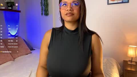 Aleia online show from 10/29/25, 10:44