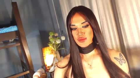 Snapshot of aleinacroft chatting on 02/09/25, 04:07 aleinacroft online show from 02/09/25, 04:07