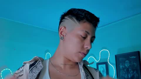 Alejandra online show from 05/11/26, 12:27