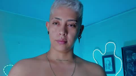 Alejandra online show from 05/21/26, 11:01