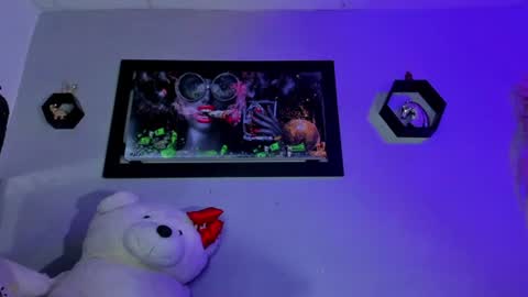 Alejandra online show from 06/17/26, 10:39