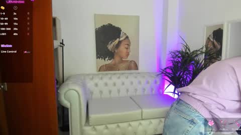 Alejandra online show from 01/21/25, 11:13