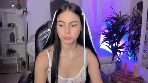 Alejandra online show from 03/07/25, 02:23