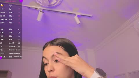 Alejandra online show from 04/29/26, 05:30