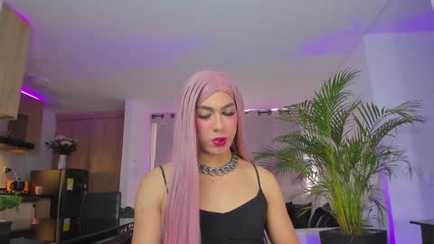 A L E J A N D R A online show from 02/21/25, 10:26