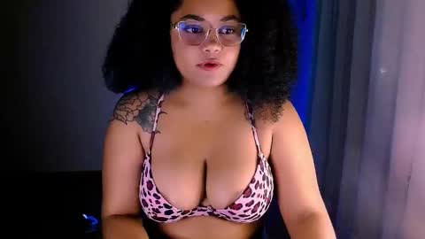 Alejandra  online show from 01/11/25, 02:30