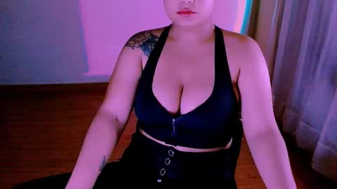 Alejandra  online show from 11/13/25, 05:17