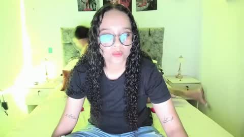 Snapshot of alejandra_evanss chatting on 06/15/26, 01:08 alejandra_evanss online show from 06/15/26, 01:08