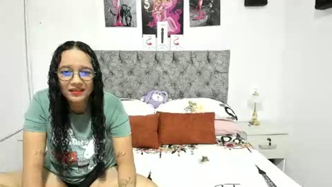 Snapshot of alejandra_evanss chatting on 06/27/26, 11:32 alejandra_evanss online show from 06/27/26, 11:32