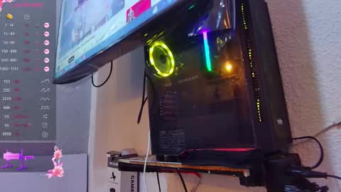 Snapshot of alejandra_martinss chatting on 12/21/25, 03:57 alejandra martins online show from 12/21/25, 03:57