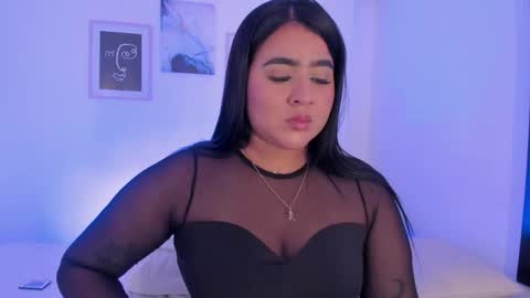 Alejandra online show from 04/29/26, 05:30