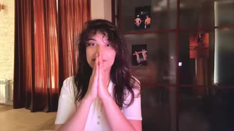 Snapshot of alejandrinagellis chatting on 07/21/26, 12:18 Hanna online show from 07/21/26, 12:18