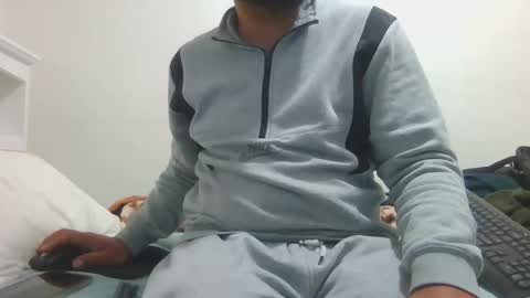alejandro_tan online show from 05/19/26, 05:47