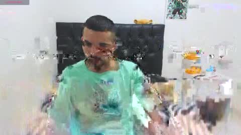 alejandroo_7 online show from 04/24/26, 08:33