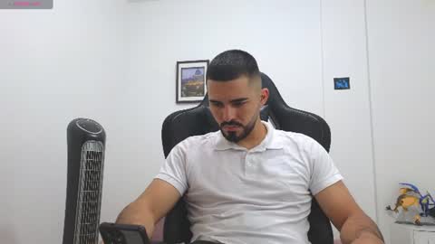 Snapshot of alejandroo_7 chatting on 06/15/26, 09:06 alejandroo_7 online show from 06/15/26, 09:06