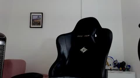alejandroo_7 online show from 07/20/26, 08:55