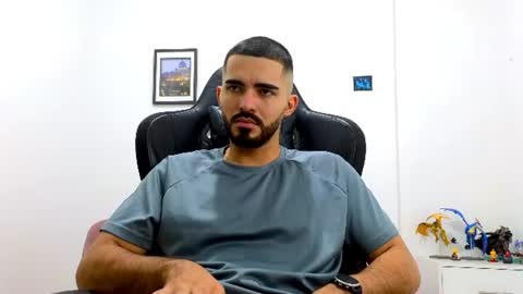 alejandroo_7 online show from 07/23/26, 10:08