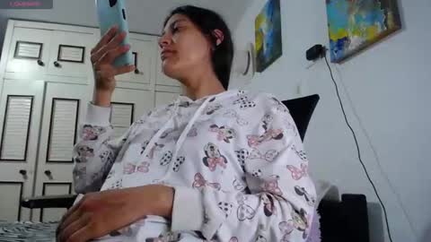 Snapshot of alejaxxxhot chatting on 11/24/25, 02:00 alejaxxxhot online show from 11/24/25, 02:00