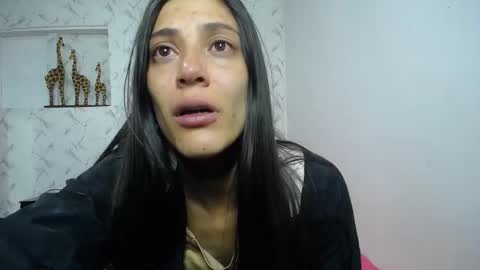 Snapshot of alejaxxxhot chatting on 02/14/26, 01:24 alejaxxxhot online show from 02/14/26, 01:24