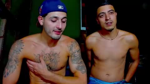 alejo_323__ online show from 06/25/26, 05:12