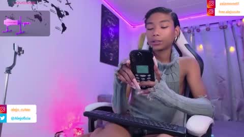 Snapshot of alejo_cute chatting on 01/17/26, 11:08 alejo_cute online show from 01/17/26, 11:08